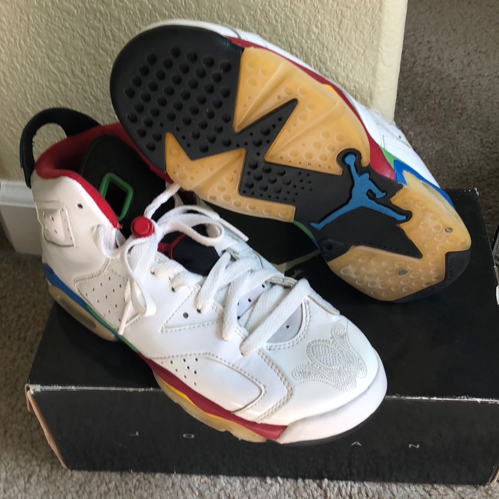 Air Jordan 6 Retro Olympic, size 4.5